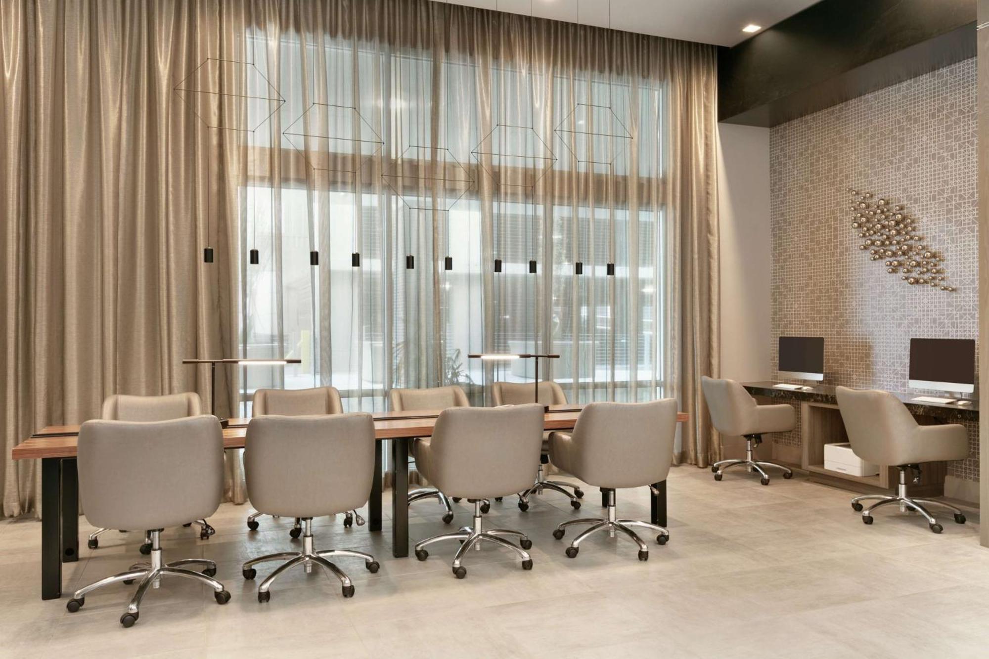 Embassy Suites By Hilton Atlanta Midtown Exterior foto